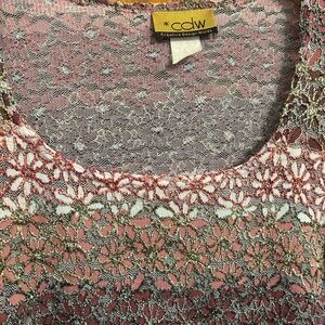 Vintage!! CDW Lacy Decorative Floral Shirt w a little sparkle ✨
